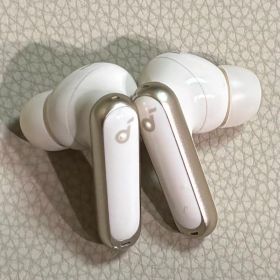 Anker Soundcore p40i ワイヤレスイヤホン 本体