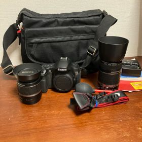 Canon EOS 60D ダブルレンズキット バック、フード、フィルター付き