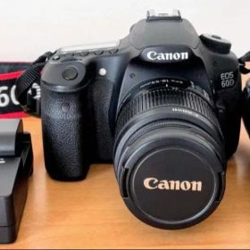 Canon EOS 60D ダブルズームキット 一眼レフカメラ 望遠レンズ