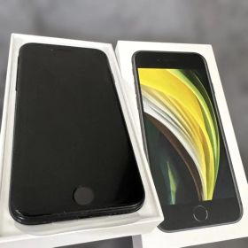 甲*介様 Apple iPhone SE 第2世代 ブラック 本体 64G