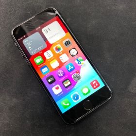 【訳あり品】iPhone SE第2世代 auSIMロック解除済 64GB ブラック【保証なし】