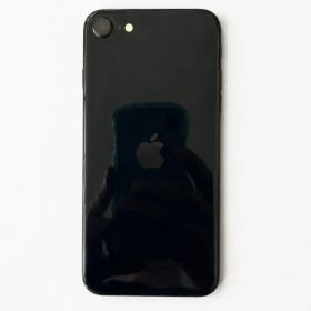 iPhone SE 3世代 ミッドナイト