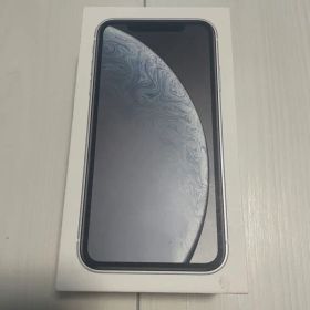 Apple iPhone XR ホワイト 本体（ケース付き）