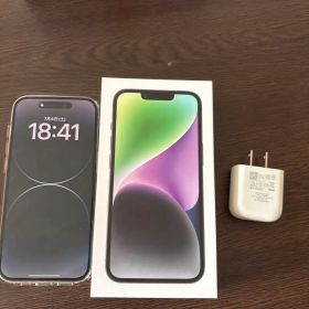Apple iPhone 14 Pro 本体