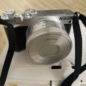 Nikon 1 J5 本体 1 NIKKOR
