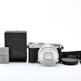 美品 ニコン Nikon 1 J5 レンズキット ミラーレス一眼カメラ
