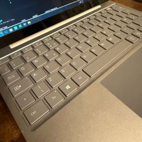 Microsoft Surface Laptop Go 16GB/256GB