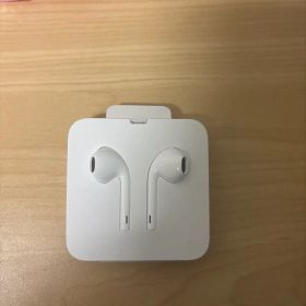 Apple EarPods with 3.5mm Plug