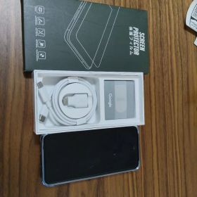 Google Pixel 8 本体 黒色