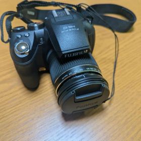 富士フイルム FinePix HS10 30倍光学ズーム☆ネオ一眼