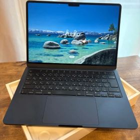 【美品】MacBook Air M2 ミッドナイト13.6インチ 8GB