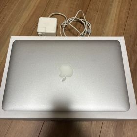 Apple MacBook Air 11-inch, Mid 2013 箱付