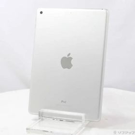 ソフマップ 〔中古品〕 iPad 第6世代 128GB シルバー MR7K2J／A Wi-Fi【348】