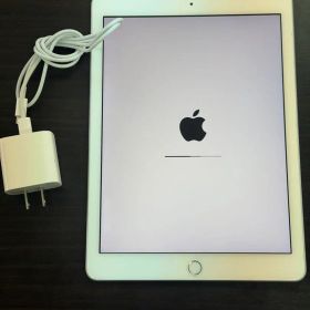iPad 第6世代 32GB Wi-Fi+Cellular MR6P2J/A