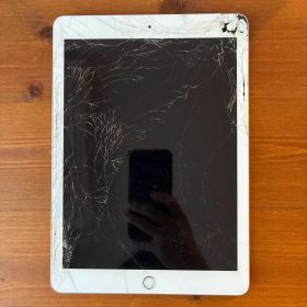iPad 第五世代 ジャンク品