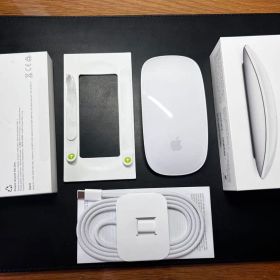 Magic Mouse（USB-C）- ホワイト（Multi-Touch対応）