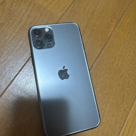 Apple iPhone 11 Pro 本体