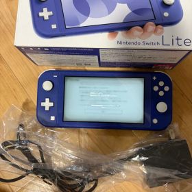 Nintendo Switch Lite ブルー 本体 箱・ACアダプター付き