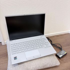【美品】富士通 FUJITSU LIFEBOOK UH90/H1