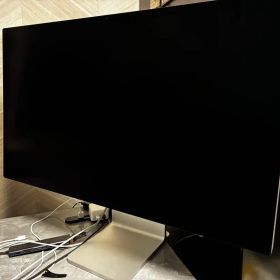値下げ【美品】Studio Display Apple 高さと傾き調整可能