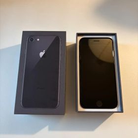 【美品】iPhone8 64GB ブラック 箱付き バッテリー100%