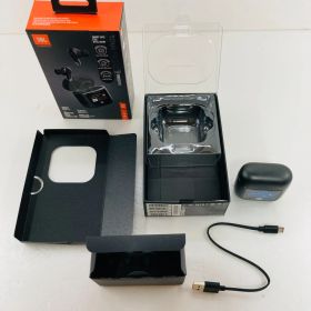 JBL TOUR PRO 2 ワイヤレスイヤホン bluetooth ハイブリッドノイズキャンセリング/マルチポイント/IPX5/ワイヤレス充電対応/スマートタッチディスプレイ搭載/ブラック/JBLTOURPRO2BLK