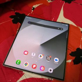 Galaxy Z Fold6 新品 169,000円 中古 95,000円 | ネット最安値の価格