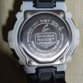 CASIO G-SHOCK G-LIDE ホワイト/ブラック