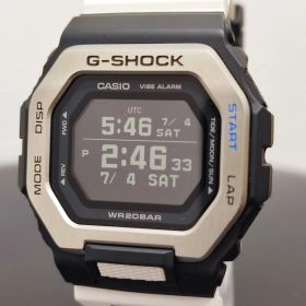 美品★CASIO G-SHOCK G-LIDE GBX-100-7JF ホワイト Bluetooth接続確認済み カシオ