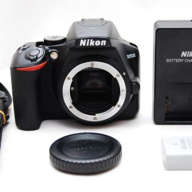 ★美品 ショット数5027回 Nikon デジタル一眼レフカメラ D3500 ボディ ニコン ★