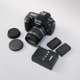 Canon EOS 80D デジタル一眼レフカメラ レンズキット