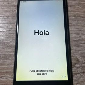 Apple iPhone 6 本体シルバー64GB
