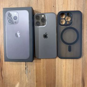 Apple iPhone 13 Pro 本体 256GB 箱・ケース付き