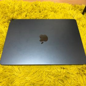 MacBook Air M2 2022 中古 69,900円 | ネット最安値の価格比較