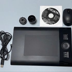ワコム ペンタブレット Intuos4 Small PTK-440動作確認済