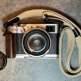 箱付X100VI、箱付アクセサリーフルセット美品！