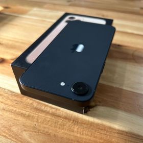 美品 バッテリー100％ iPhone 17e 256GB SIMフリー