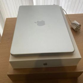 Apple MacBook NEO本体 シルバー 256 8gb