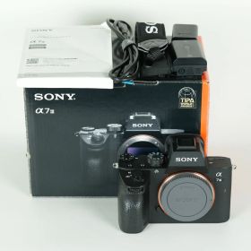 [良品 | シャッター数11,280回] SONY α7 III（ILCE-7M3） [ボディ] | SONY Eマウント