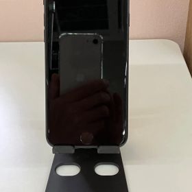 iPhone SE第3世代 64GB 006