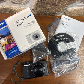 OLYMPUS STYLUS XZ-10 コンデジ 動作品 訳あり 美品