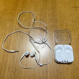 Apple EarPods 3.5mmプラグ 有線イヤホン