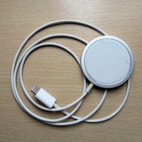 純正 Apple MagSafe 充電器 USB-C 本体