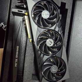 MSI GeForce RTX 4070 SUPER 12G 本体