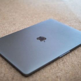 Apple MacBook Pro 14インチ M1 Pro / M1 Max (2021) 新品¥150,000