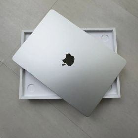 Apple MacBook Air M4 13inch 2025