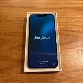 Apple iPhone 13 本体 ホワイト simフリー