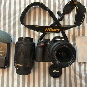 【美品】Nikon d3200 デジタル一眼レフ ダブルズームキット