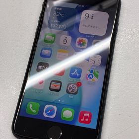 iPhone SE 第3世代 64GB ミッドナイト SIMフリー バッテリー88% 動作品 美品