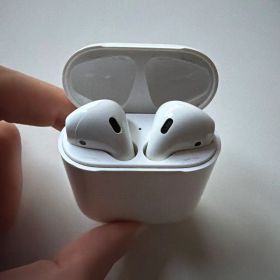 Apple AirPods 第2世代 本体 ワイヤレスイヤホン